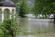 Hochwasser Seepromenade Mondsee